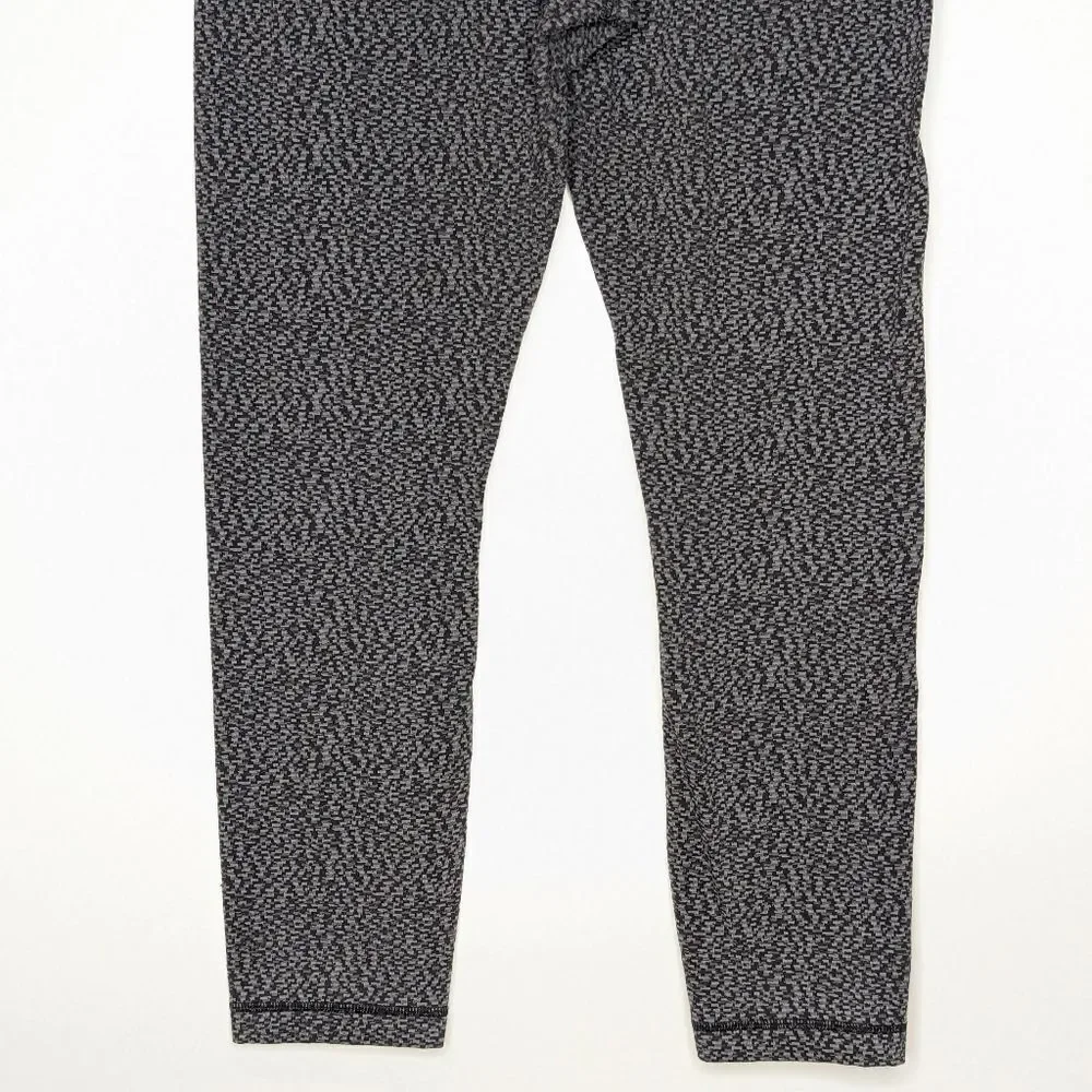 Lululemon Wunder Under 28